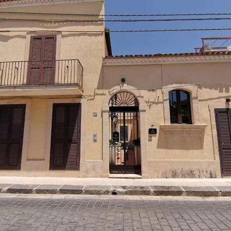 Ferienwohnung La Lanterna Casa Vacanze Noto Exterior foto